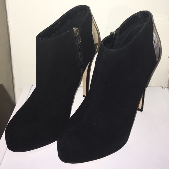 DV By Dolce Vita Bansi Black suede bootie - Picture 3 of 8